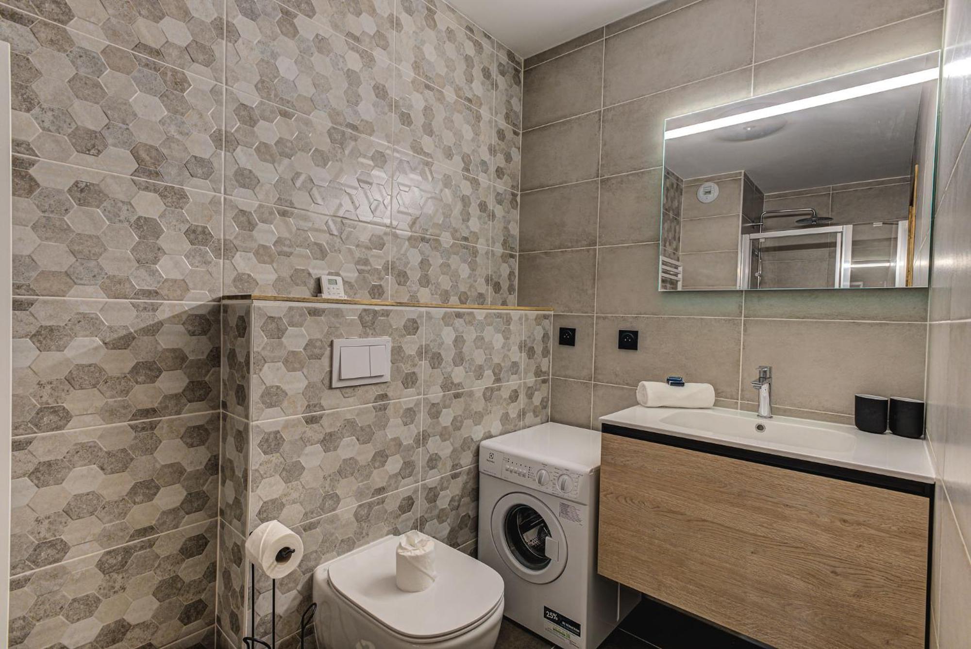 White Pearl A05 Modern Apartment Chamonix Alpes Travel Sleeps 4 To 6 ภายนอก รูปภาพ
